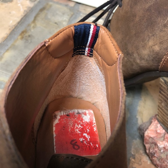 TOMMY HILFIGER Leather tie square block heel upper bootie boots Sz 8 - Picture 8 of 12